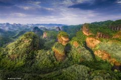 Digital-PhotoTravel_Jianping-Li_China_Undulating-Ruihua-Mountains_GPU-Ribbon
