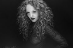 Digital-Open-Monochrome_David-John-Greer_Scotland_Curls_