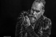 Digital-Open-Monochrome_Matthew-Hoar_England_Man-of-a-Feather_