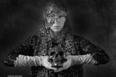 Digital-Open-Monochrome_Wendy-Allard_England_Bronze-Skull_