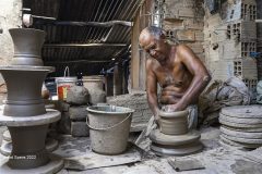 Digital-PhotoTravel_Richard-Speirs_England_Village-Potter_